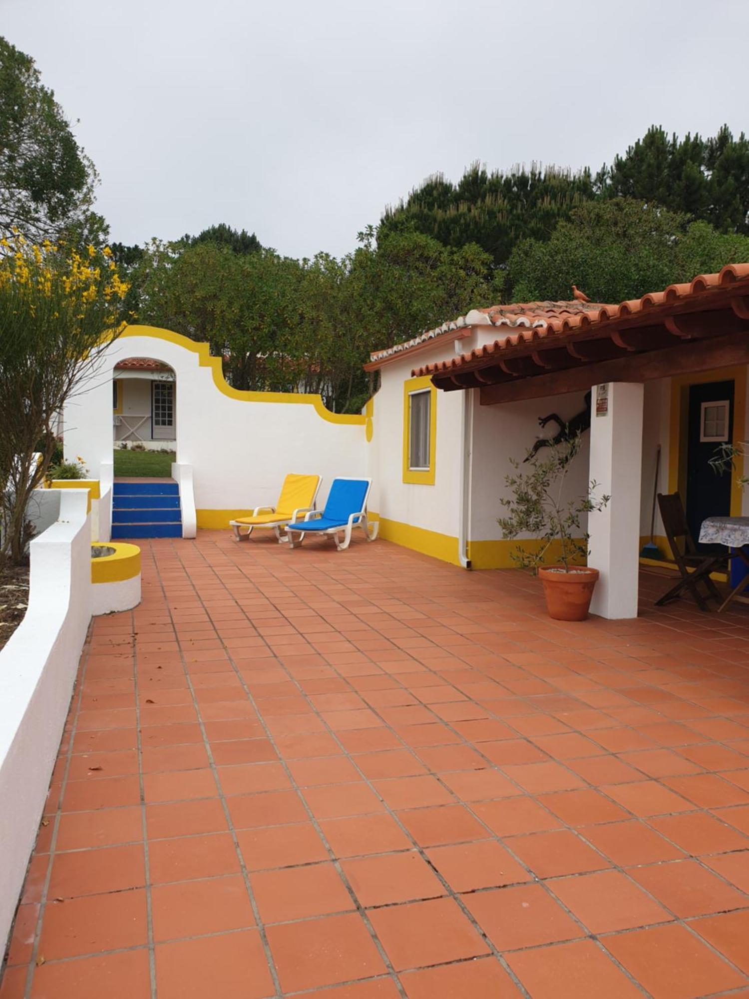 Sondela Self Catering Apartment Sao Martinho do Porto Luaran gambar