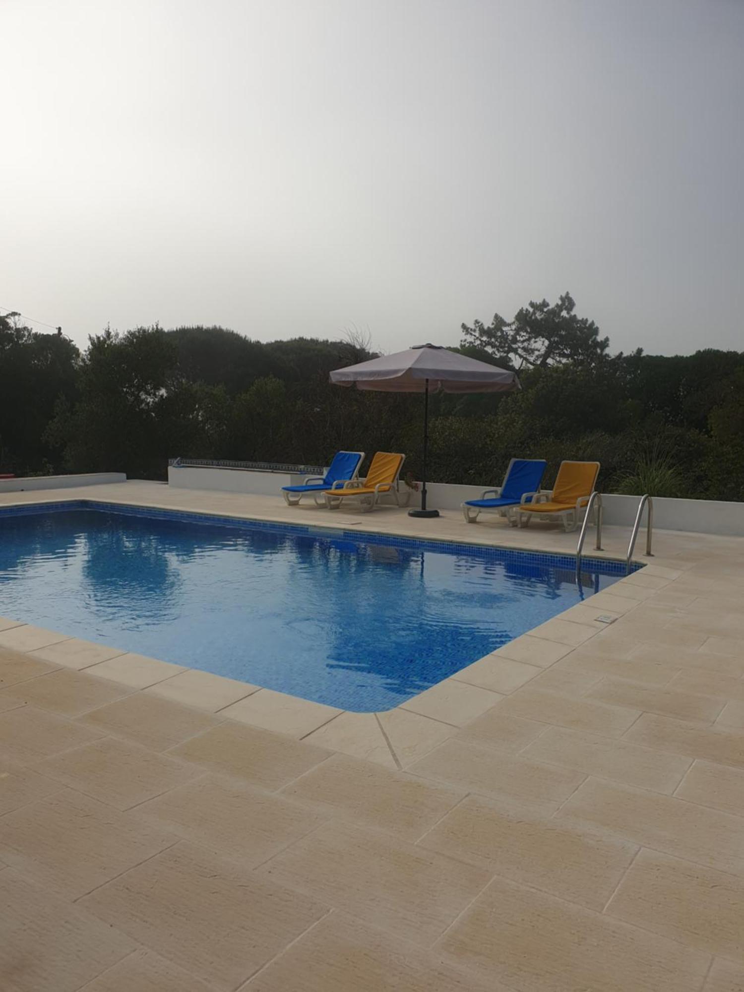 Sondela Self Catering Apartment Sao Martinho do Porto Luaran gambar