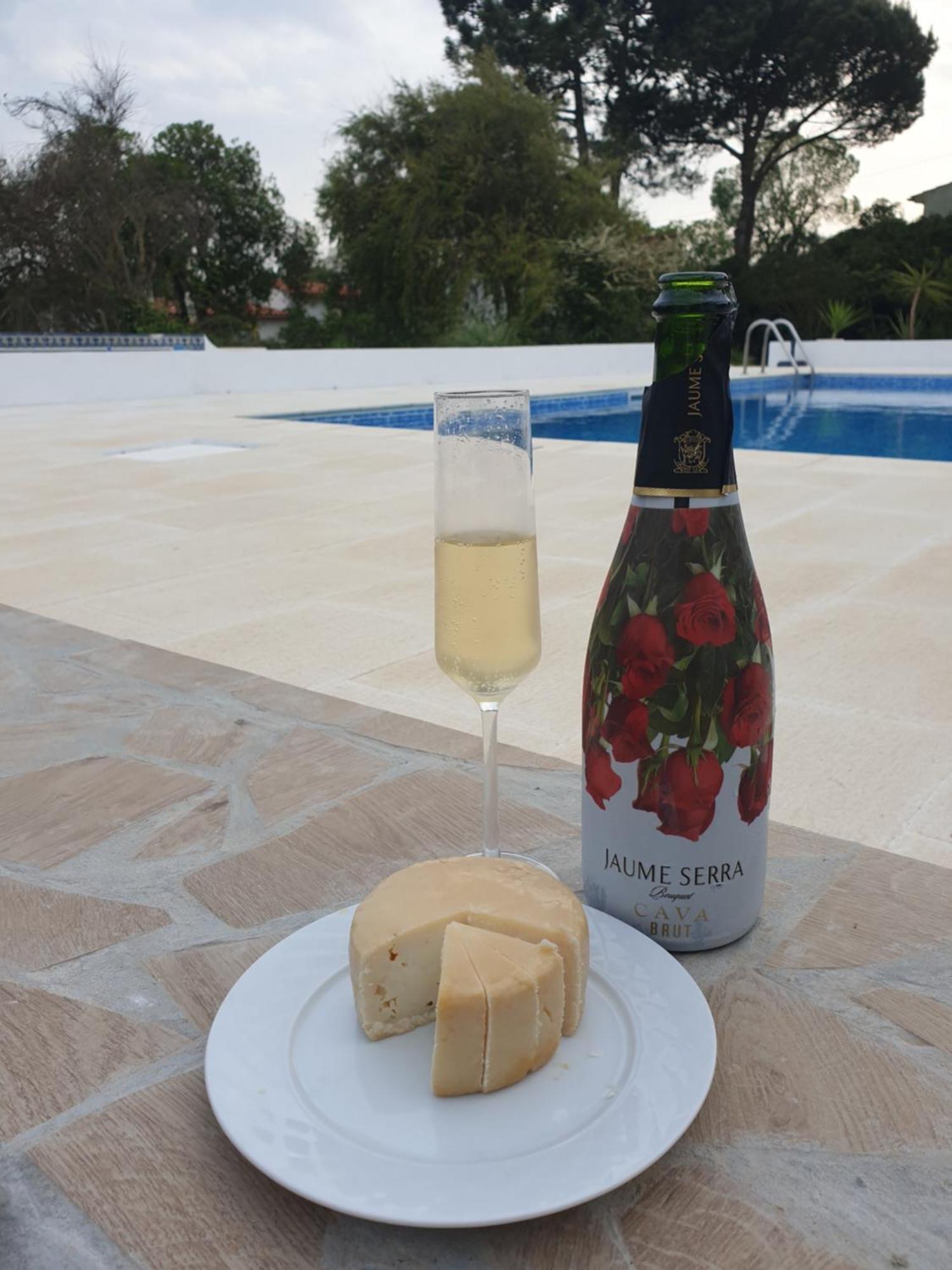 Sondela Self Catering Apartment Sao Martinho do Porto Luaran gambar